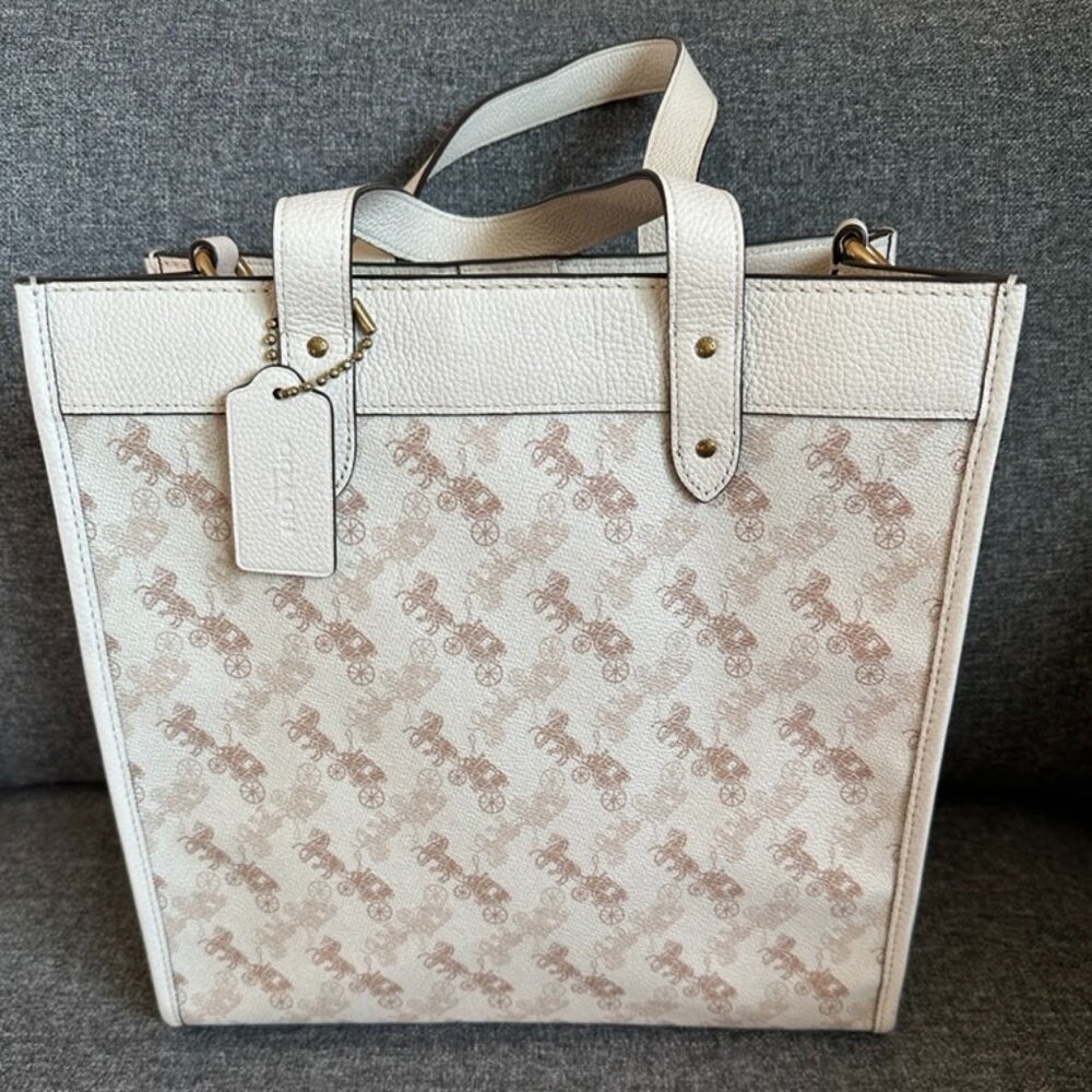 Pre-owned! Coach Horse and Carriage Coated Canvas Large Field Tote Chalk 89143